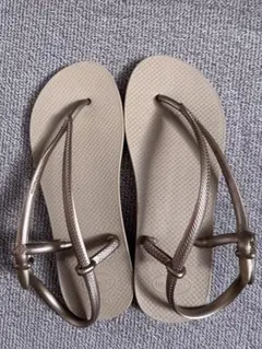 havaianas ビーチサンダル トングサンダル スリム ゴールド