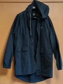 New Balance ジャンパー 黒　日本のMサイズ　未使用に近い(1度使用）