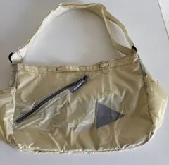 and wander shoulder bag