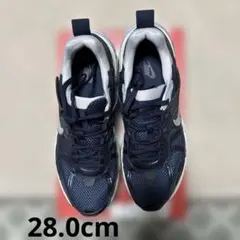 ランニングシューズ 28