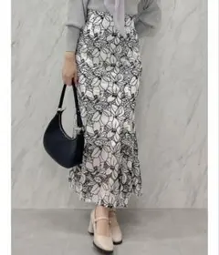 dazzlin レースセミマーメイドスカート 花柄