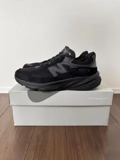 New balance 990v6 U990BB6トリプルブラック