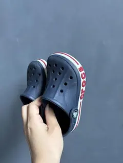 Crocs ベビーサンダル ネイビー バヤバンド クロッグ