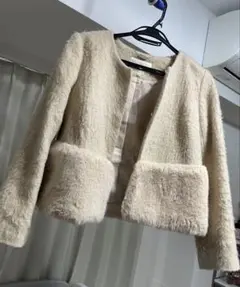 ファー ノーカラージャケット