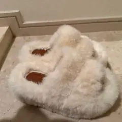 新品未使用！厚底ファーサンダル ホワイト 白