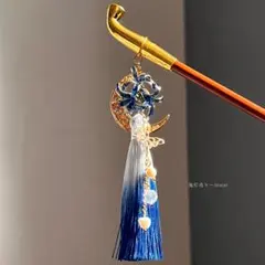 再販未定 青彼岸花と鬼灯と蓮の和風ピアス 蝶々と淡水パール、ロング