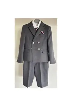 ☆期間限定お値下げ中☆120cm 子どもフォーマルスーツ　ダブルブレスト グレー