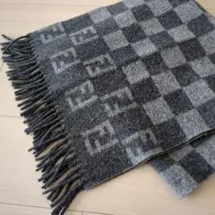 フェンディFFロゴ柄マフラー