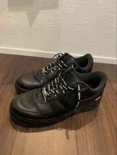 NIKE Air Force 1 Low Supreme Blackのサムネイル