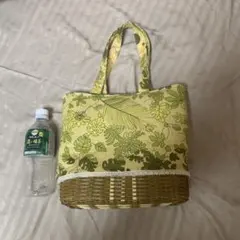 葉柄のかごバッグ