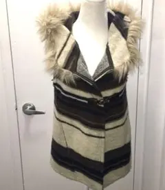 新品未使用品　ザラ　ZARA BASIC ジレ　ファーベスト