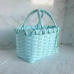 手提げバック　クラフトバンド水色（縁かがり　水色）