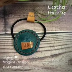 ちびすけ様⭕️Leather+Denim手縫いのヘアゴム ✿α 様⭕️denim柄Leather手縫いのヘアゴム - メルカリ