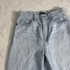 UNIQLO ユニクロ ストレートハイライズジーンズ ライトブルー デニム 24