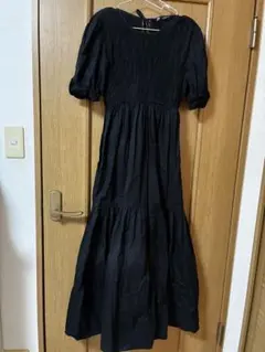 ZARA パフスリーブワンピース