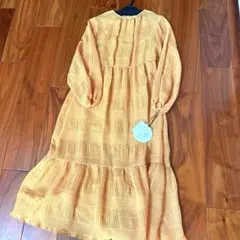 【新品タグ付き☆】kaene 黄色 プリーツ 長袖ロングワンピース