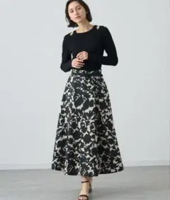 極美品・アナイ リネンライクフラワープリントフレア スカート　36サイズ