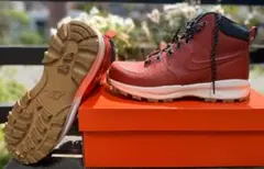 Nike Revolution 8 レッド/ブラック