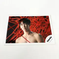 ２７　渡辺翔太　SnowMan 公式写真　縁