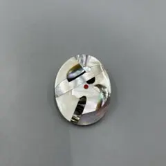 246ヴィンテージ　貝殻製カラフルオーバルブローチ
