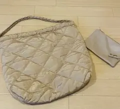Lumier リュミエ　ベージュ キルティング ショルダーバッグ ポーチ付き