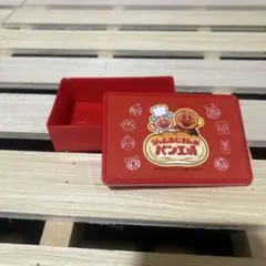 ジャムおじさんのやきたてパン工場　テイクアウトボックス