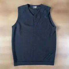 オリヒカ　 Vネック ベスト 黒 ノースリーブ　毛100% Sサイズ