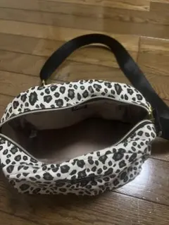 Lee ショルダーバッグ レオパード柄(訳あり)のサムネイル