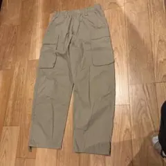 UNIQLO ベージュ ワイドフィットカーゴパンツ Mサイズ