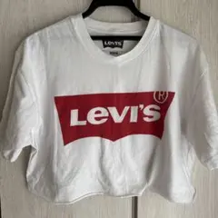 Levi's Tシャツ　ショート丈のサムネイル