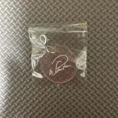 BABYMONSTERポップアップ限定カプセルトイ パリタ サインチャーム①