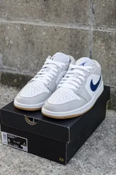 2026年最新】nike エアジョーダン1 low 26.5の人気アイテム - メルカリ