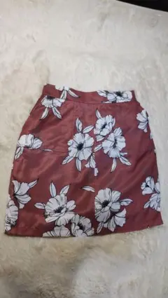 セシルマクビー　花柄スカートミニ