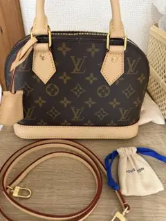 ルイ・ヴィトン　アロマBB