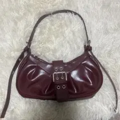バーガンディ バケット型ショルダーバッグ
