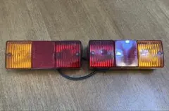 ケーターハム スーパー7 1700ss 1993年式テールランプ左右セット 純正のサムネイル