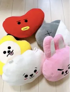 BTS ファブリッククッションカバー 45×45 テテ V - メルカリ