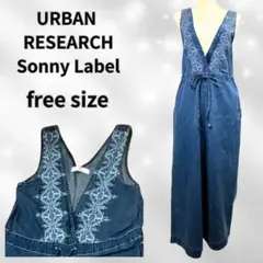 Item thumbnail for item 0429b977-fd7c-46aa-b3ac-3cb8c033ca59