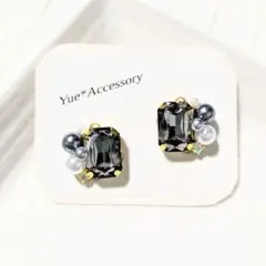 P-168　ハンドメイド☆ビジューピアス／イヤリング