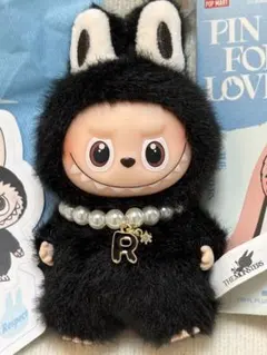 100%正規品!!!POPMART PIN FOR LOVEイニシャルR