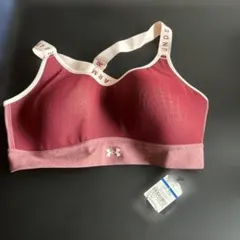 Under Armour スポーツブラ ワインレッド