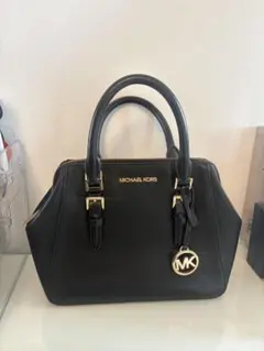 MICHAEL KORS ブラックハンドバッグ