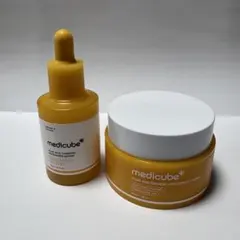 メディキューブ　コウジ酸セラム&クリーム