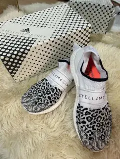 adidas by Stella McCartney UltraBOOST