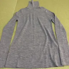 【新品/試着のみ】UNIQLO メリノリブタートルネックセーター L ※タグ無し