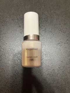 【美品】MAQuillAGE エッセンスリキッド EX ベビーピンクオークル00