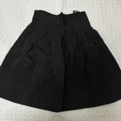 黒 フレアスカート ひざ丈のサムネイル