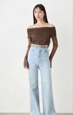 美品⭐︎snidel オフショルダー ブラウン 長袖トップスのサムネイル