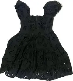 【新品未着用】Tothesea黒ワンピのサムネイル