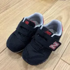 ベビーシューズ New Balance 373 ブラック/レッド